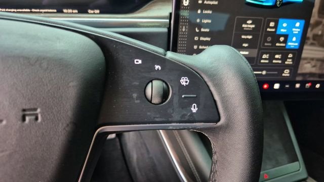 2022 Tesla Model S Long Range Sedan 4D