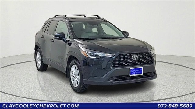 2024 Toyota Corolla Cross LE