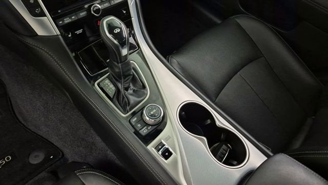 2023 INFINITI Q50 LUXE
