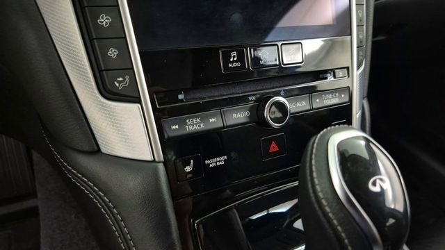 2023 INFINITI Q50 LUXE