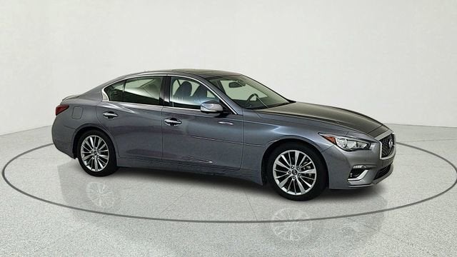 2023 INFINITI Q50 LUXE