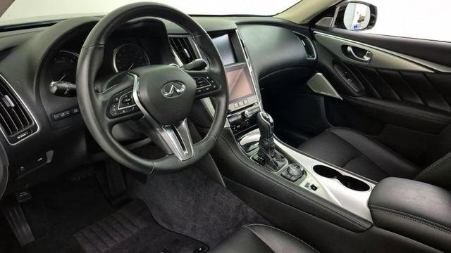 2023 INFINITI Q50 LUXE