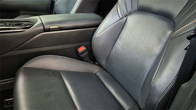 2024 Toyota Crown Platinum