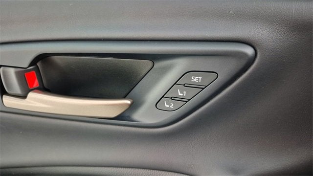 2024 Toyota Crown Platinum