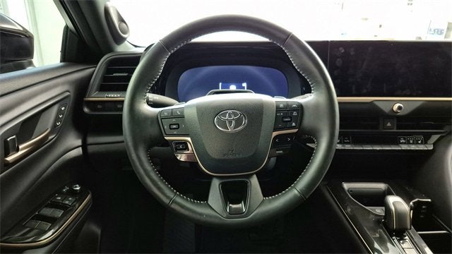 2024 Toyota Crown Platinum