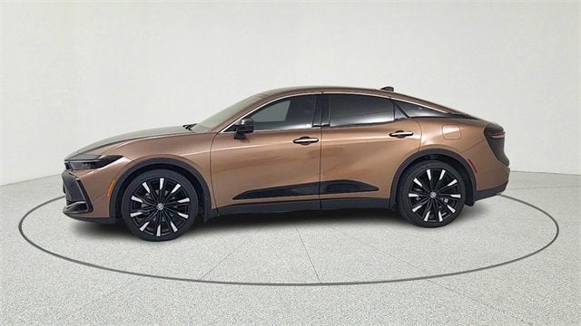 2024 Toyota Crown Platinum