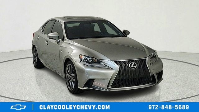 2016 Lexus IS 350 200t's photo