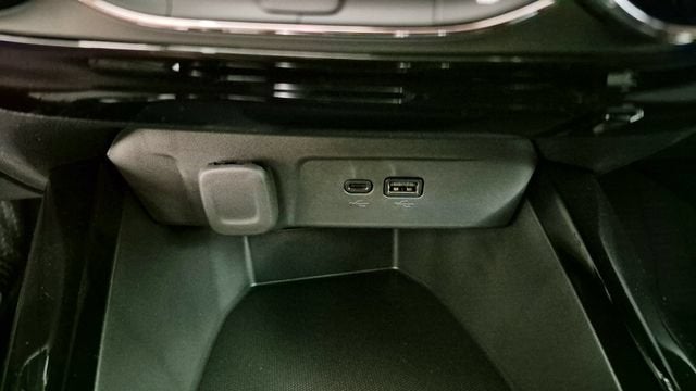 2026 Chevrolet Trax LT - Photo 17