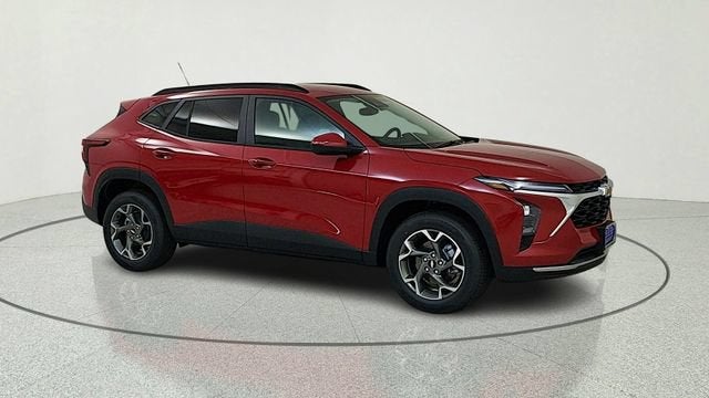 2026 Chevrolet Trax LT - Photo 8