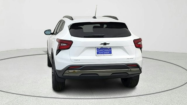 2026 Chevrolet Trax Activ - Photo 6