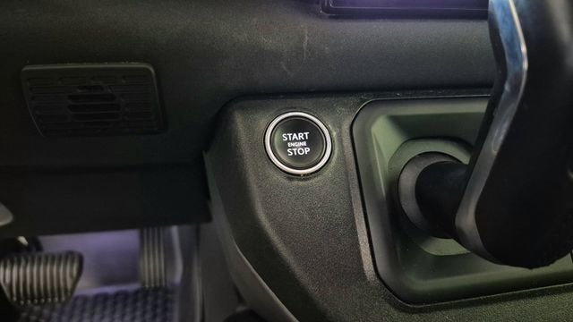 2022 Land Rover Defender X-Dynamic SE