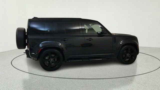 2022 Land Rover Defender X-Dynamic SE
