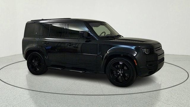 2022 Land Rover Defender X-Dynamic SE