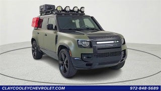2023 Land Rover Defender V8