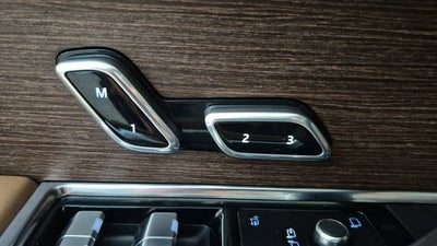 2023 Land Rover Range Rover P400 SE