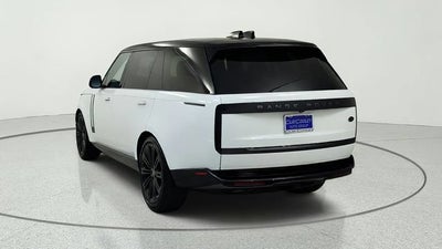 2023 Land Rover Range Rover SE