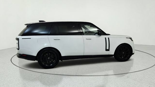 2023 Land Rover Range Rover SE