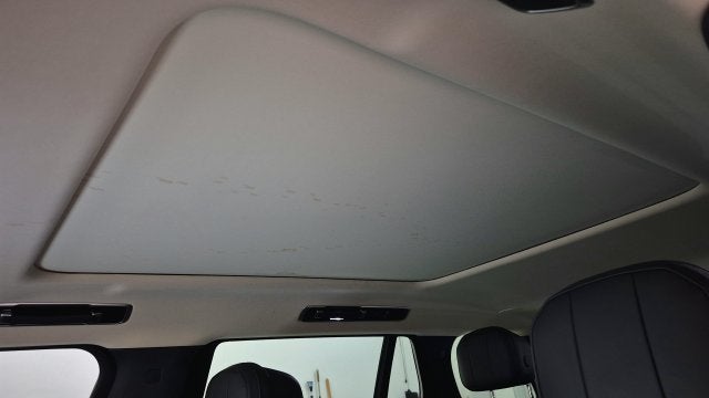 2025 Land Rover Range Rover P400 SE 7 Seat