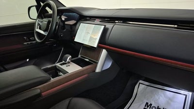 2025 Land Rover Range Rover P400 SE 7 Seat