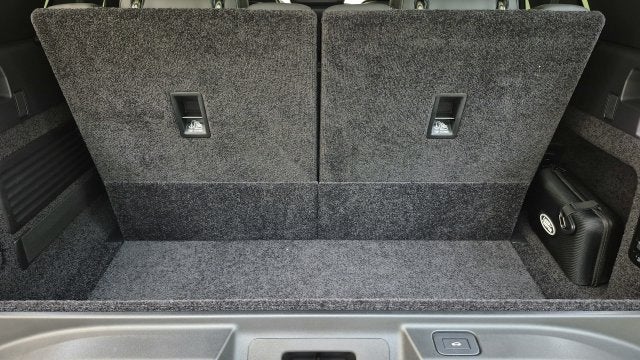 2025 Land Rover Range Rover P400 SE 7 Seat