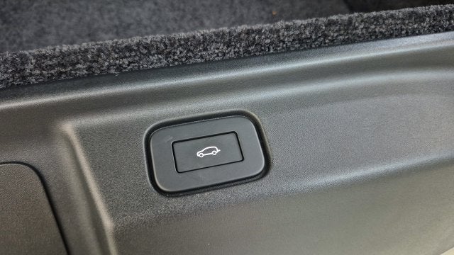 2025 Land Rover Range Rover P400 SE 7 Seat