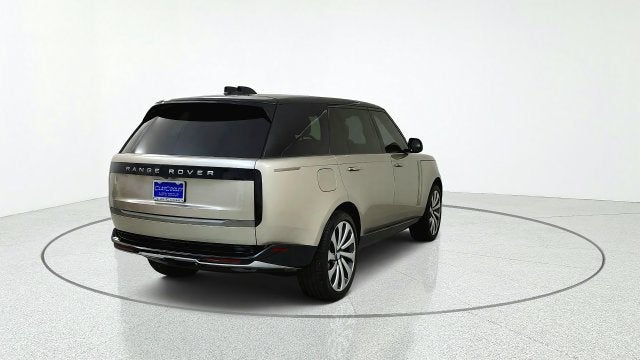 2025 Land Rover Range Rover P400 SE 7 Seat