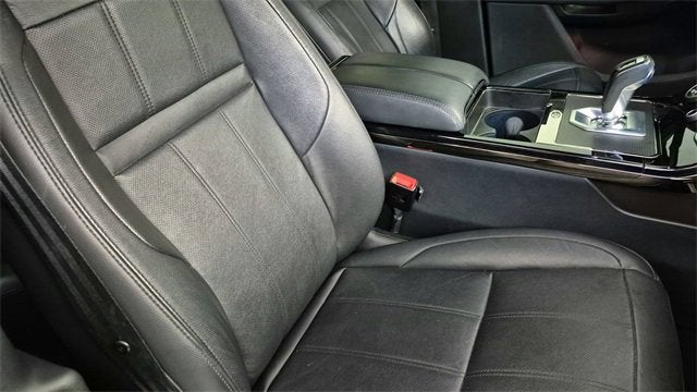 2023 Land Rover Range Rover Evoque R-Dynamic SE