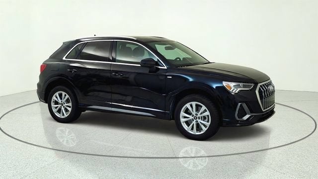 2024 Audi Q3 S line Premium