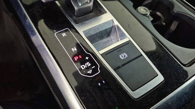 2023 Audi Q7 Premium Plus 45 TFSI quattro Tiptronic