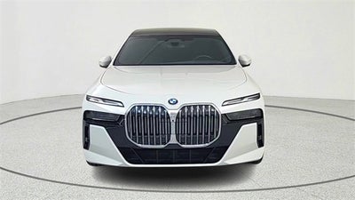 2023 BMW 740 i