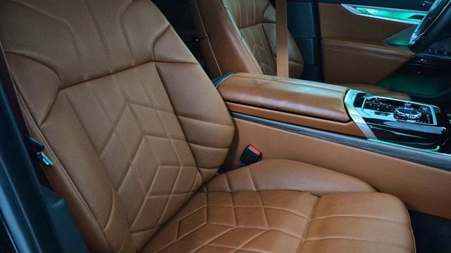 2024 BMW 740i 740i