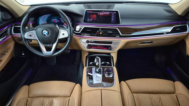 2020 BMW 740i 740i