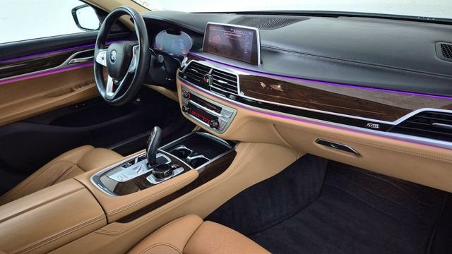 2020 BMW 740i 740i