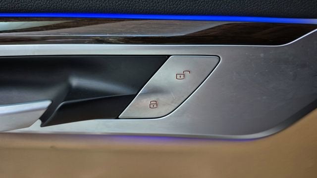 2022 BMW 740 i xDrive