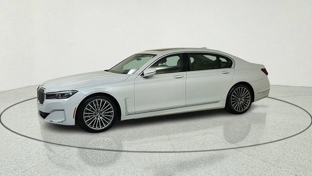 2022 BMW 740 i xDrive