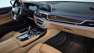 2022 BMW 740 i xDrive
