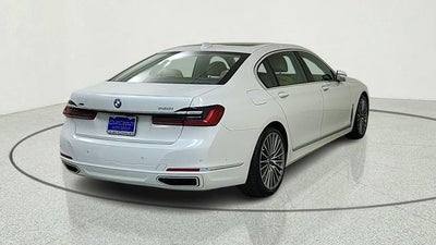 2022 BMW 740 i xDrive
